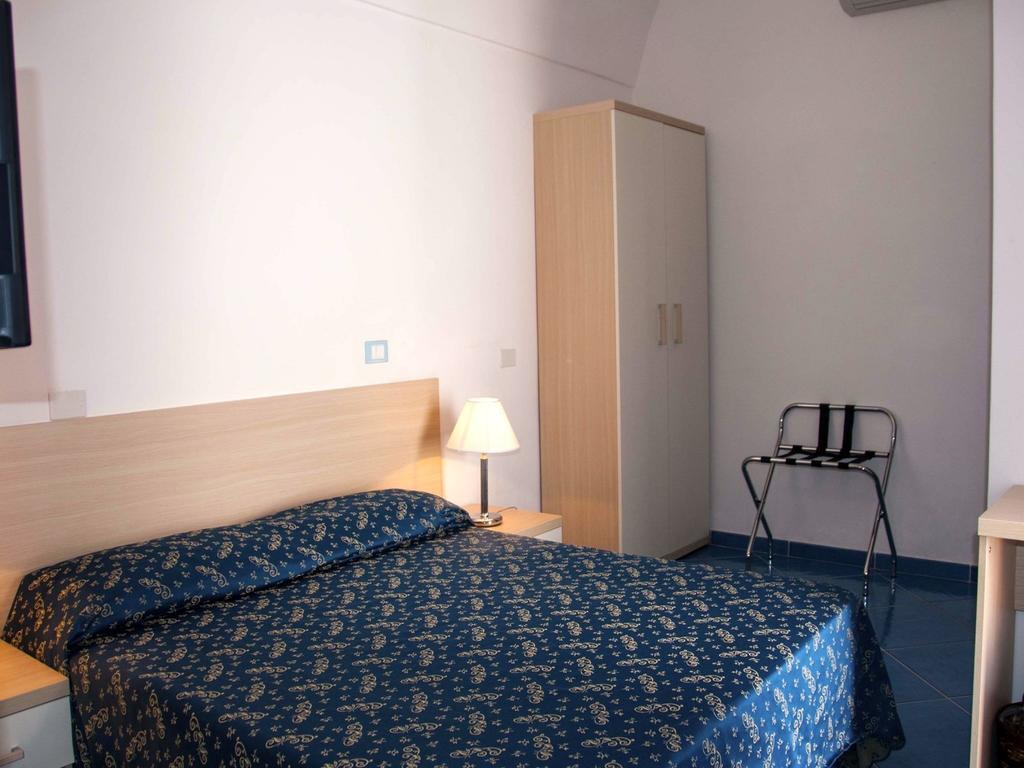 B&B La Terrazza Sul Porto Ponza Exteriér fotografie