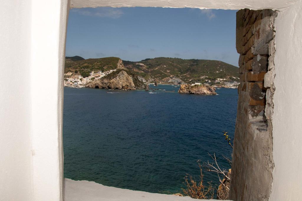 B&B La Terrazza Sul Porto Ponza Exteriér fotografie