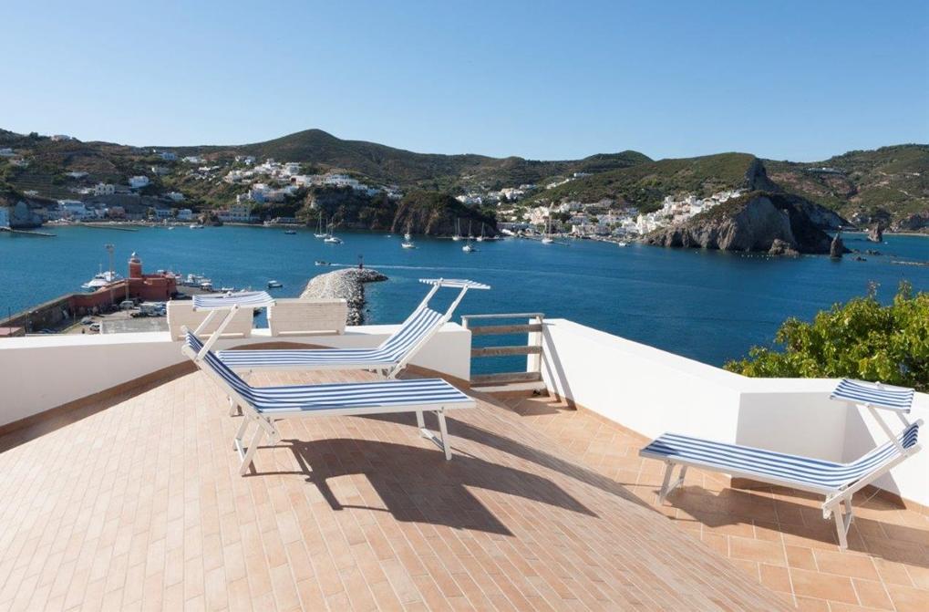 B&B La Terrazza Sul Porto Ponza Exteriér fotografie